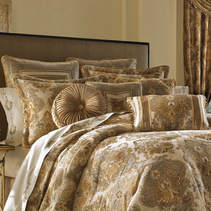 Bradshaw Comforter Set