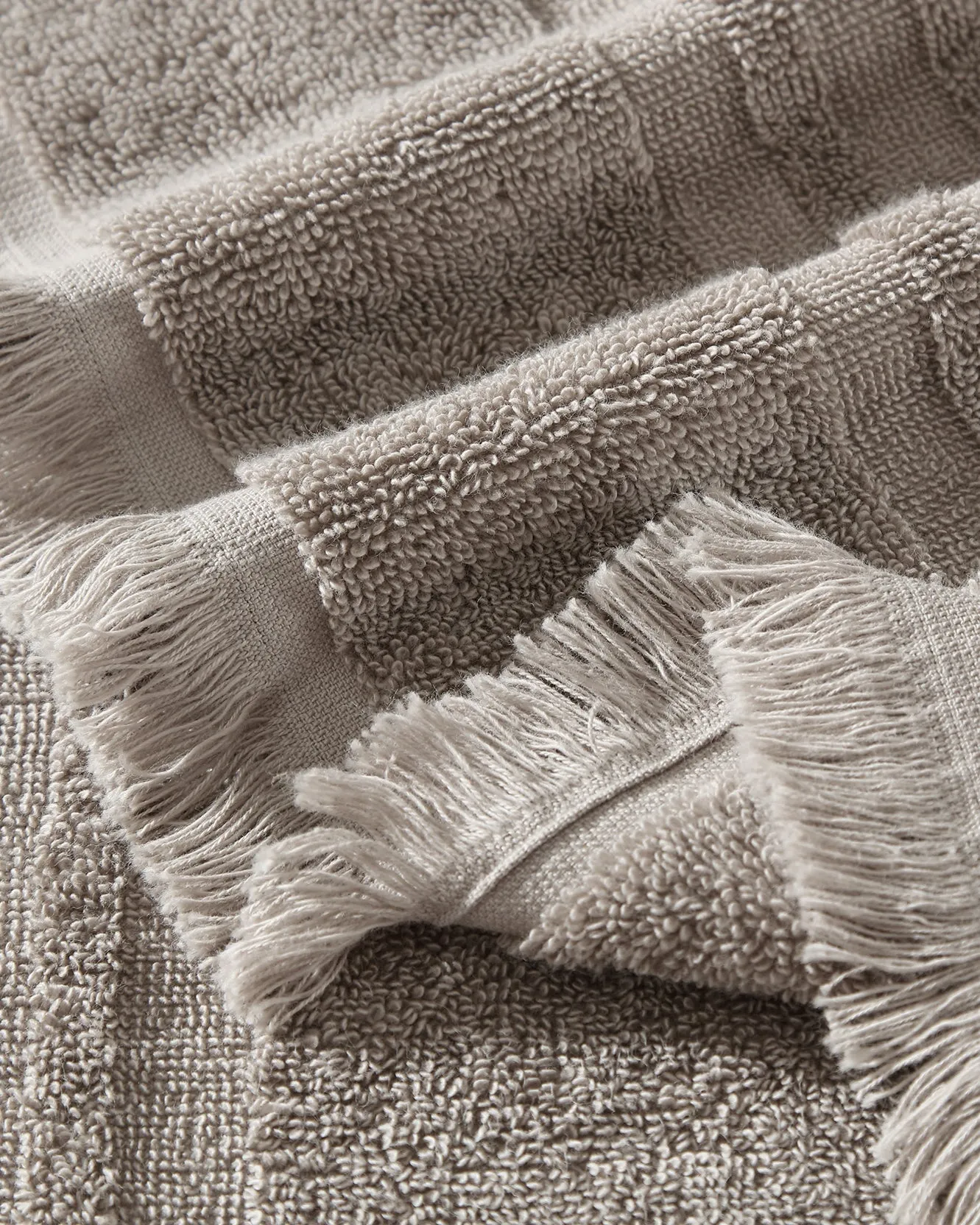 Fringed Towel Set