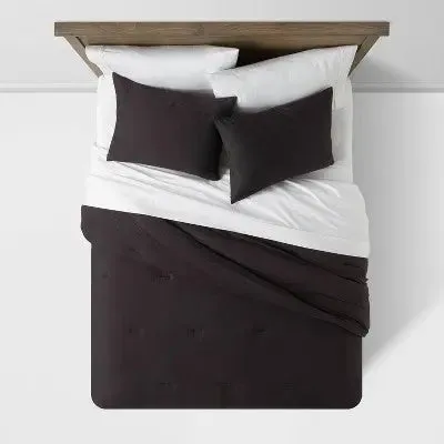 Full/Queen Washed Cotton Sateen Comforter & Sham Set Black - Threshold