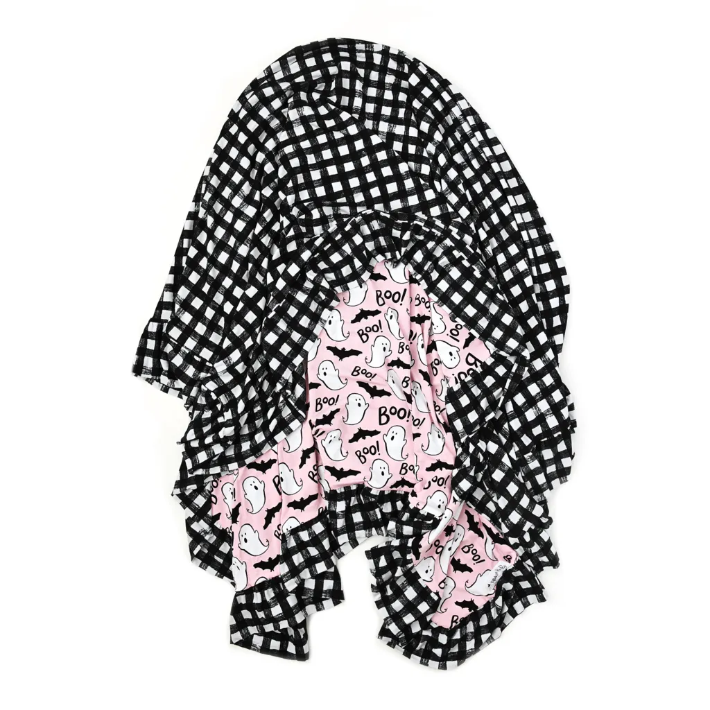 Gigi and Max Boo Double Layer Ruffle Blanket