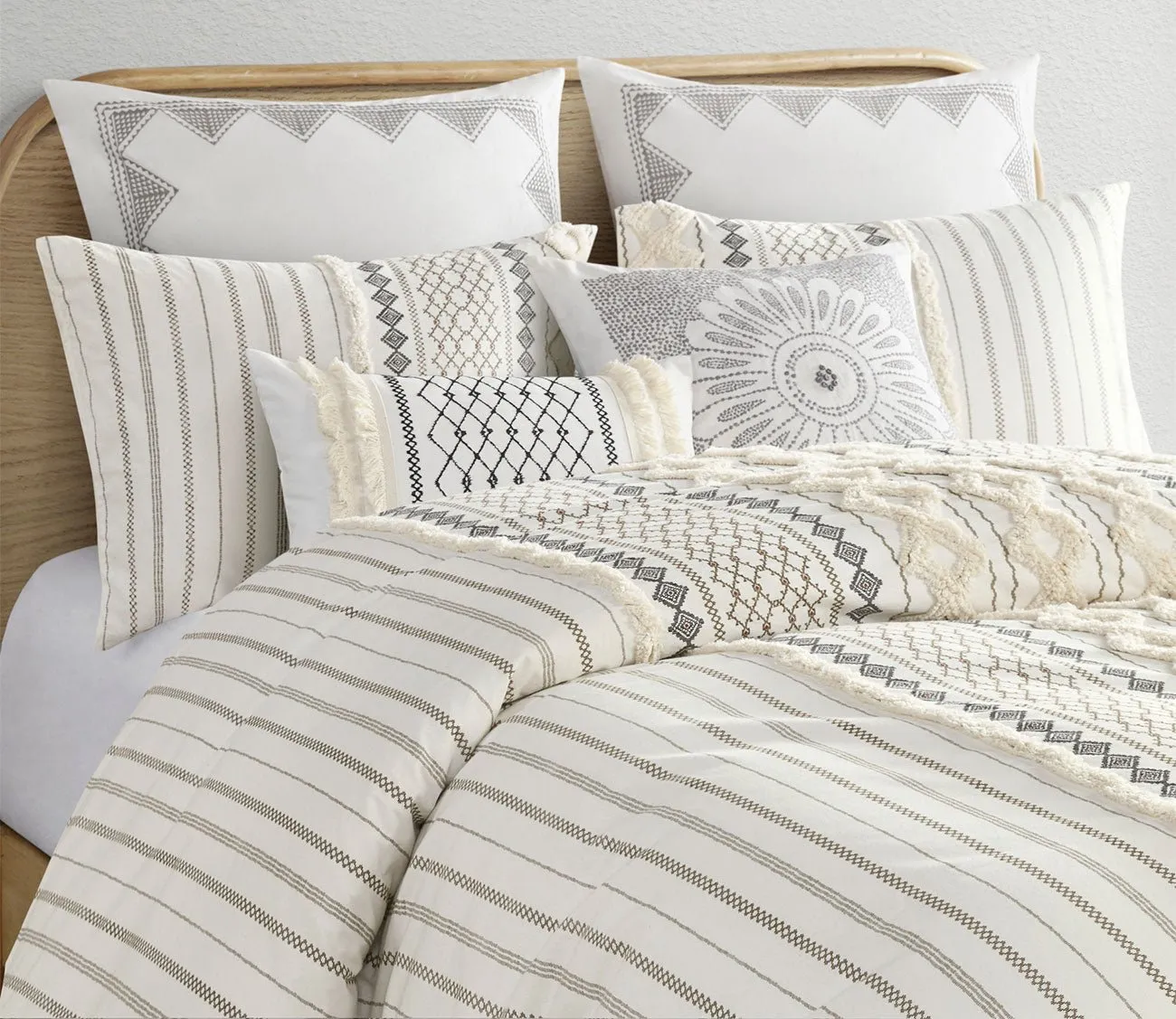 Ink & Ivy Imani Printed Cotton Chenille Comforter Set