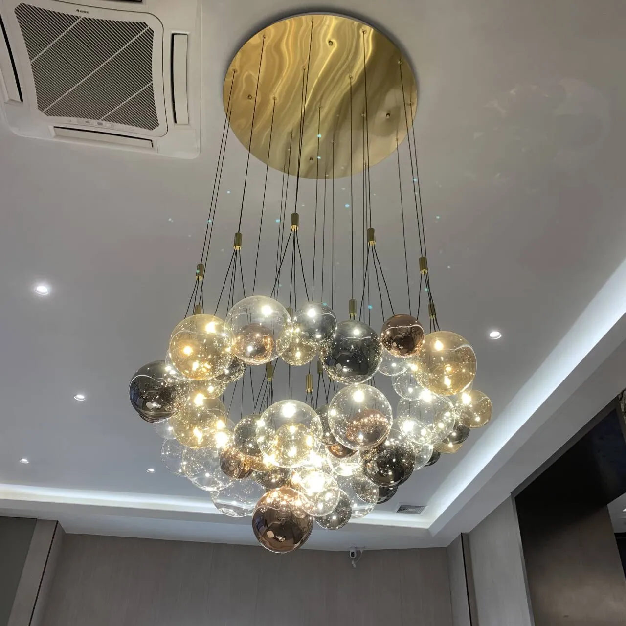 Italian Creative Glass Bubble Ball Chandelier for Living/Dining Room/Kitchen Island