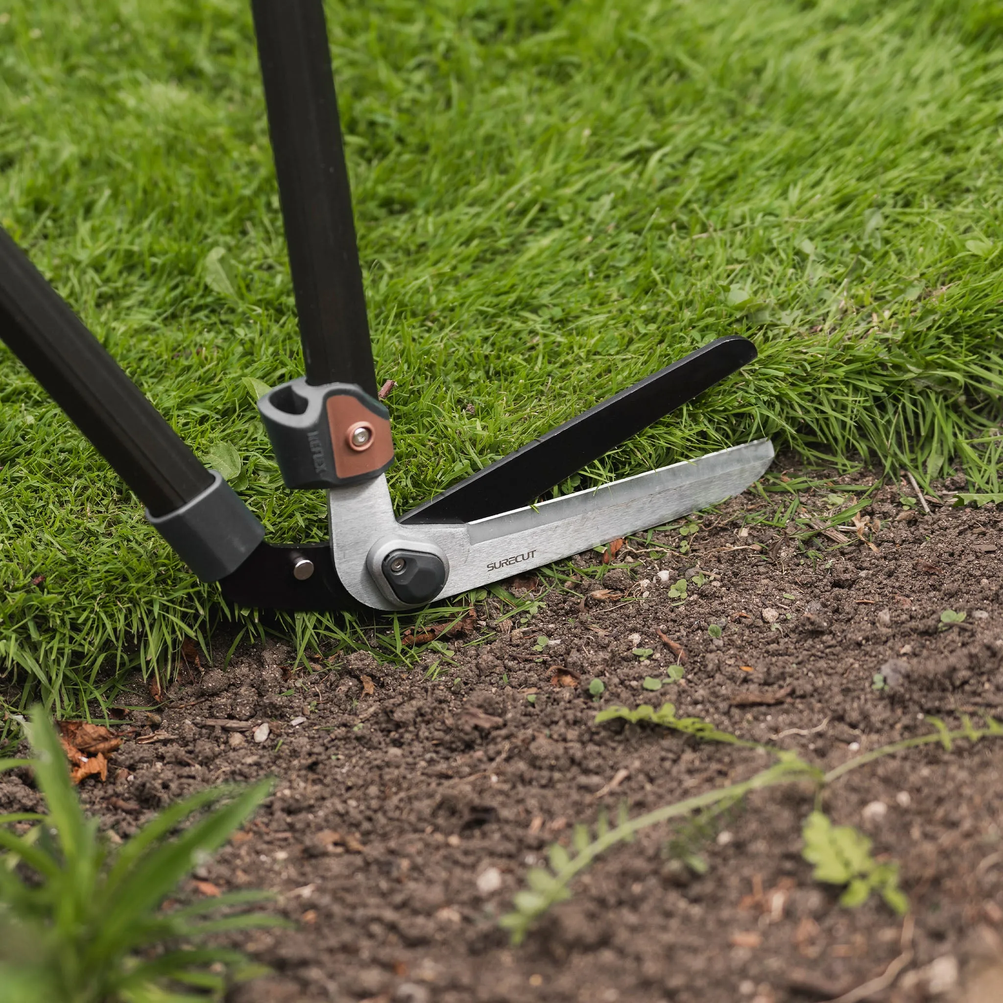 Kent & Stowe SureCut Adjustable Height Lawn Edging Shears