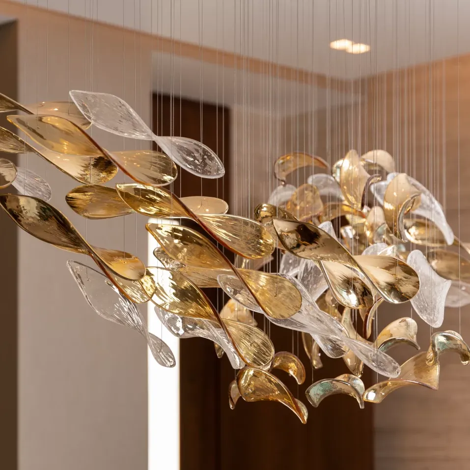 Luxury High-End Glass Leaves Floating Chandelier for Hotel/Villa/Living Room