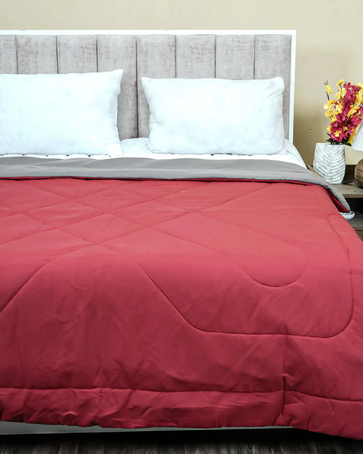 Maroon & Grey Solid Single Comforter (150 X 210 Cm, Maroon)