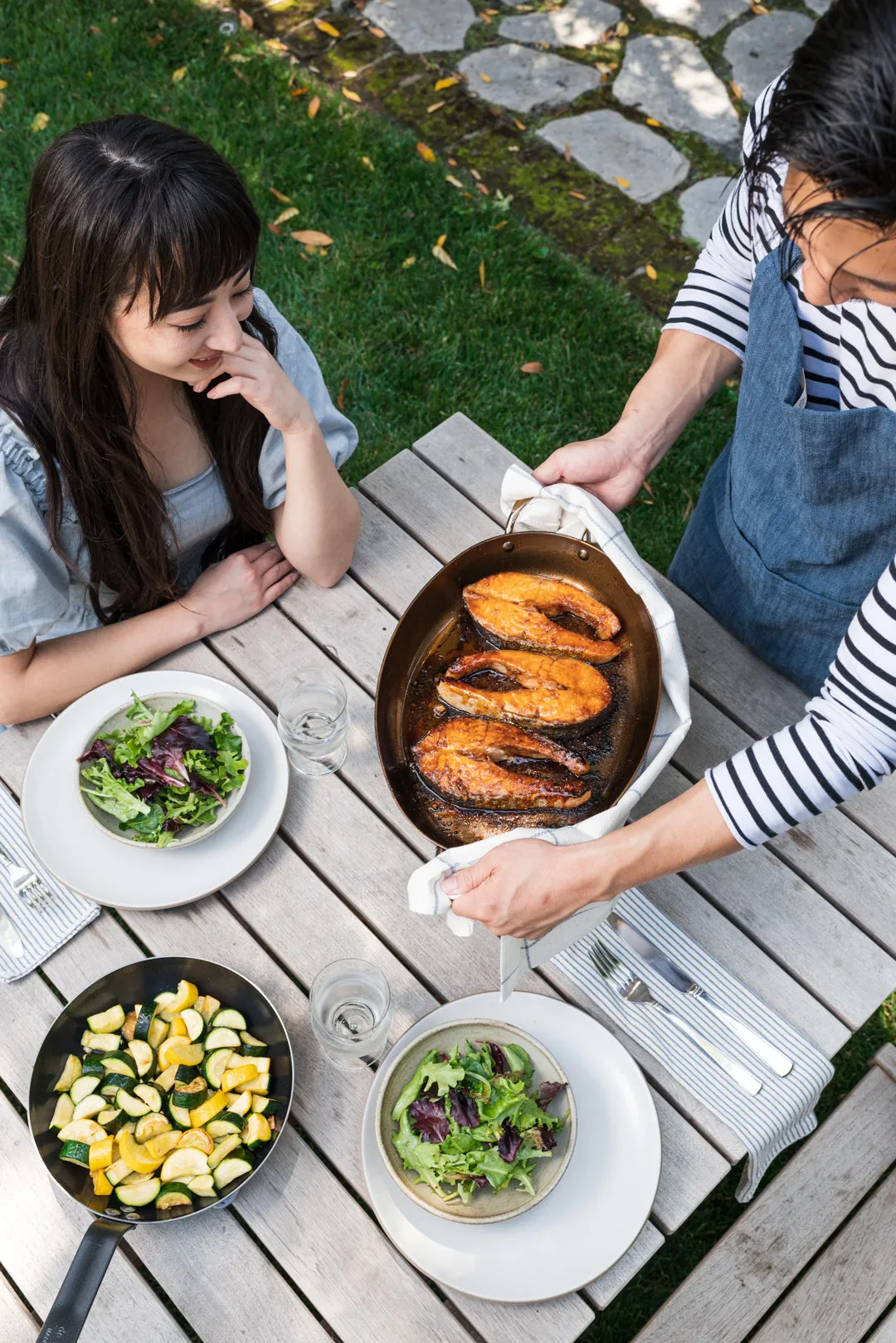 MINERAL B Carbon Steel Oval Roasting Pan