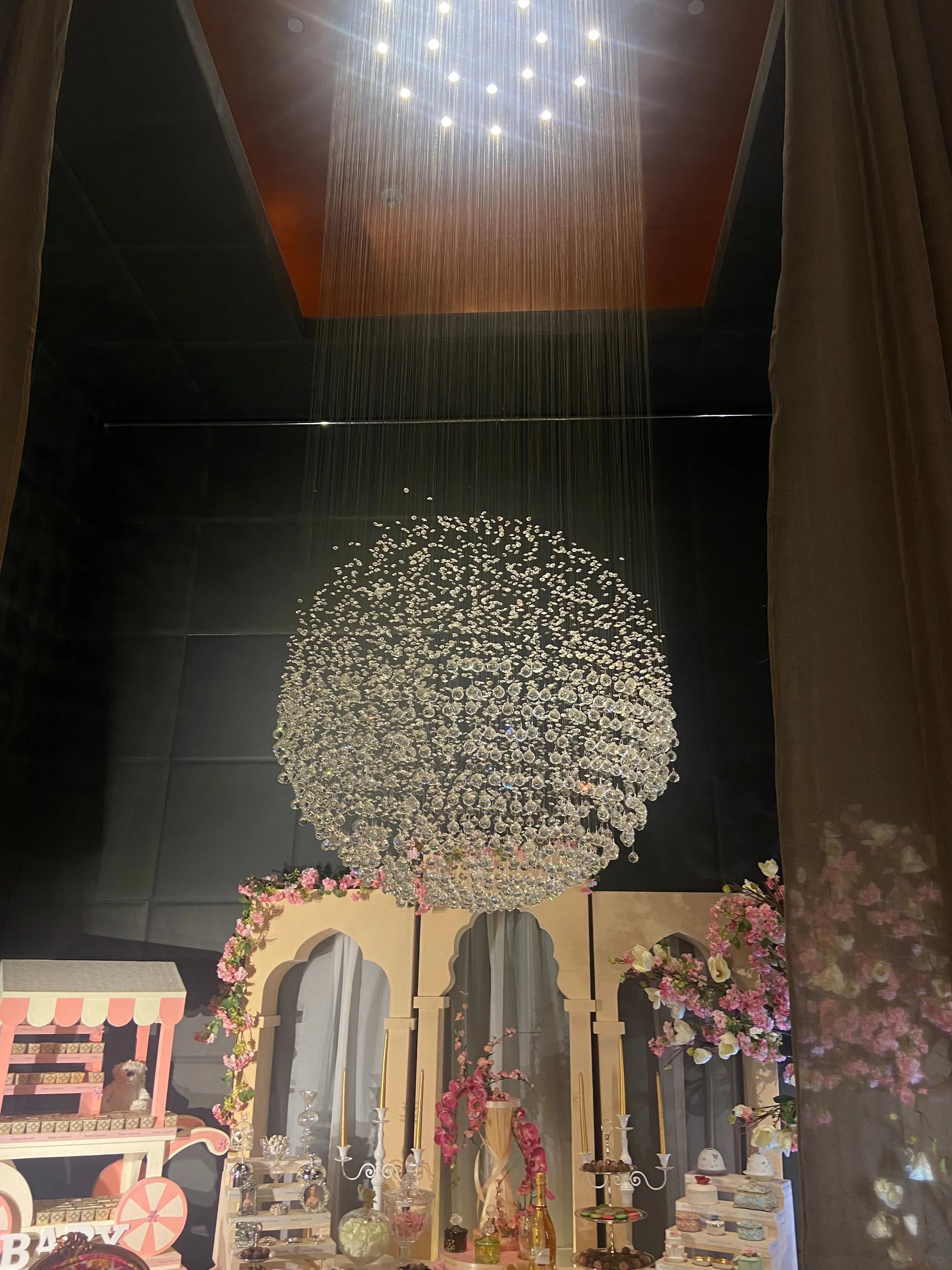 Modern Ball Crystal Raindrop Chandelier for Living Room/Staircase/Foyer