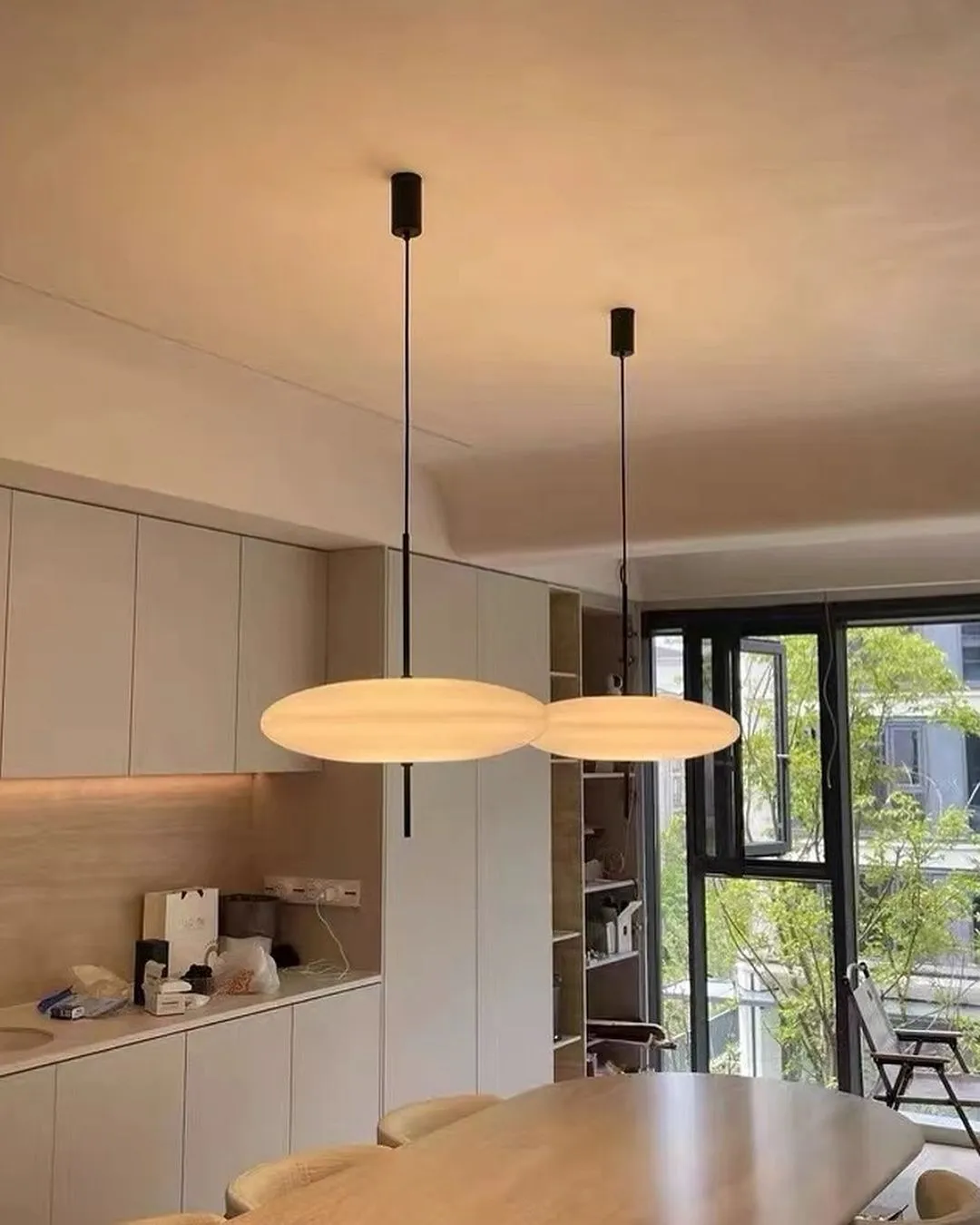 Modern White Bead Lampshade Pendant Light Fixture for Living/Dining Room